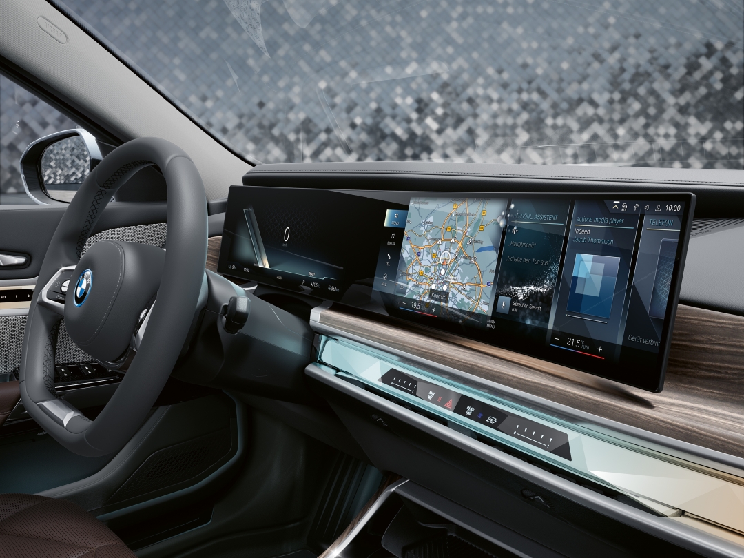 Инновационная атмосфера в салоне.