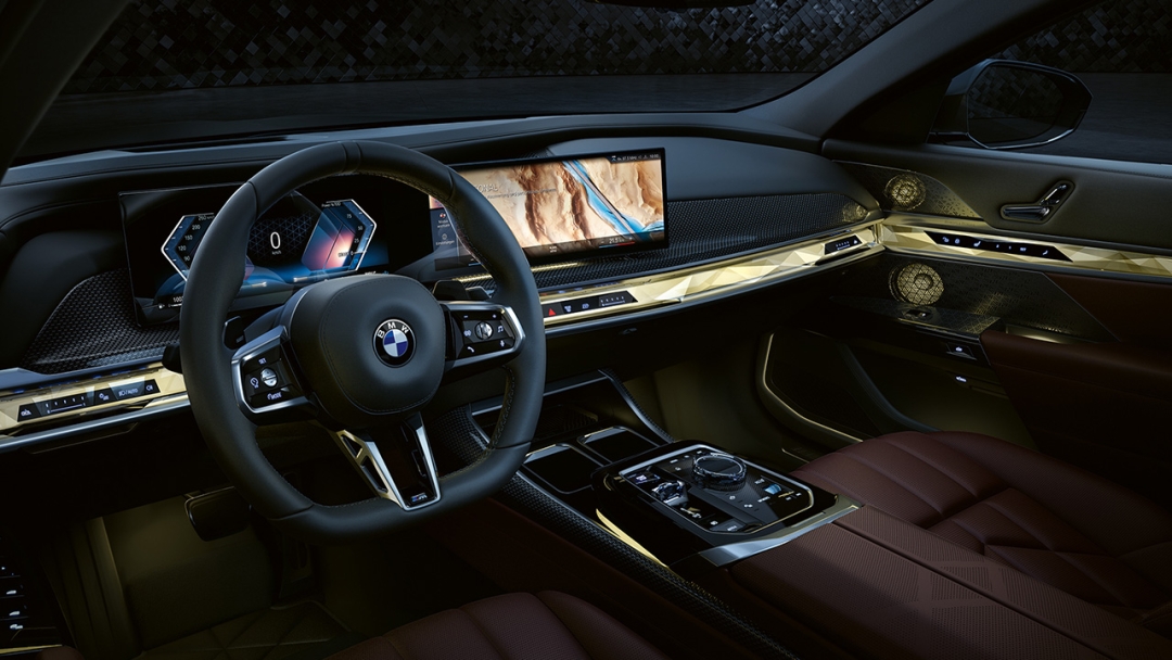 Инновационная атмосфера в салоне.